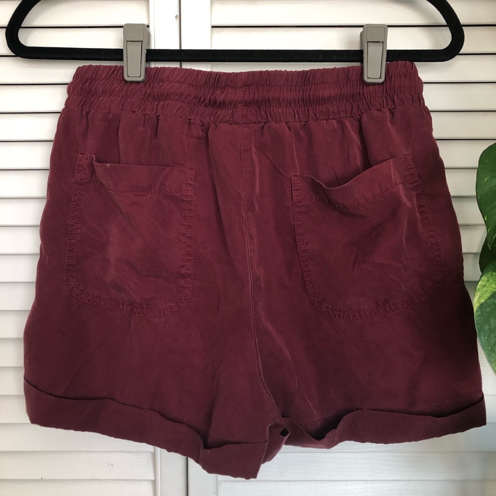 Universal Thread drawstring short, size S - Picture 3 of 4